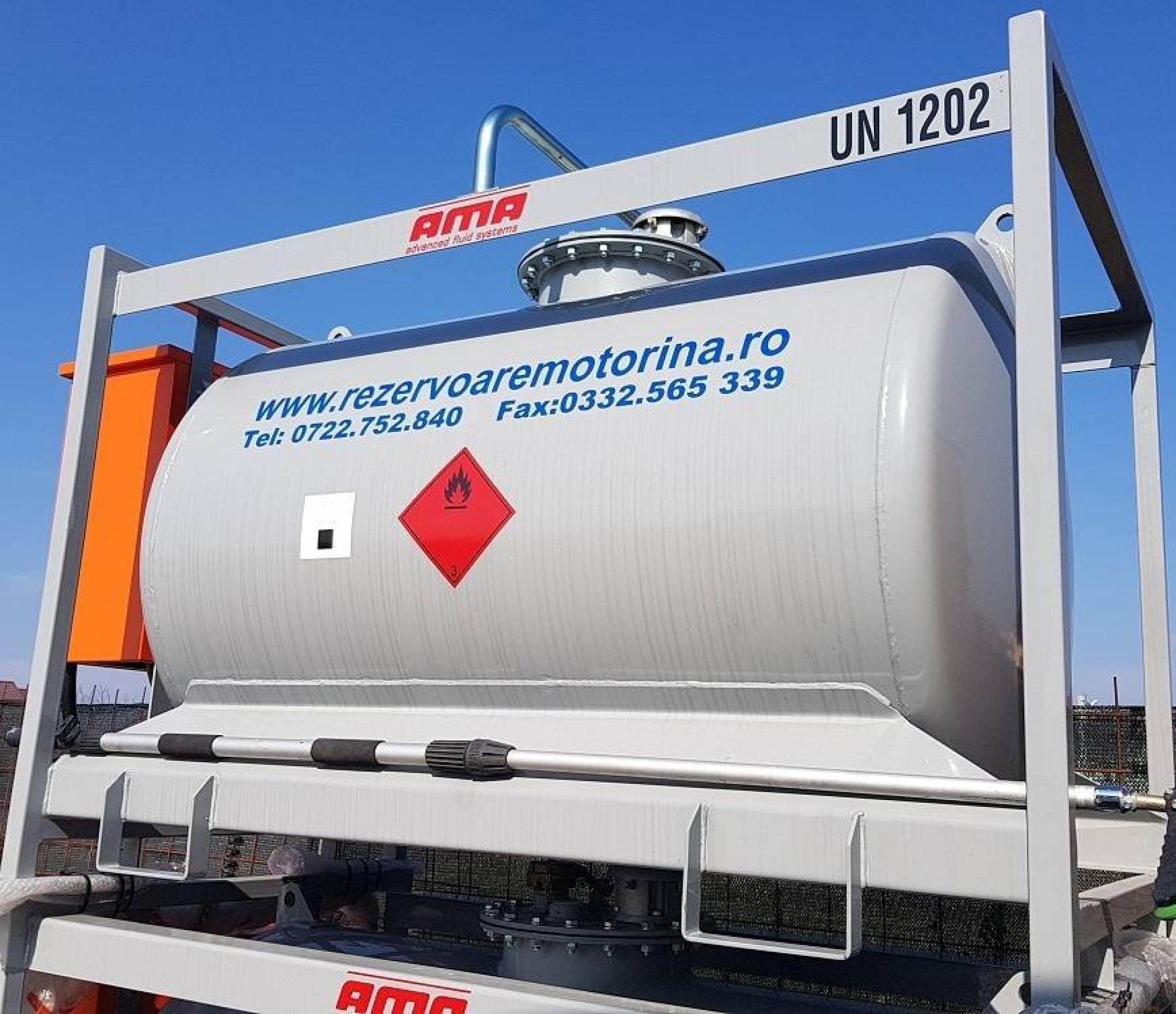 Rezervor motorina transportabil metalic 920 Litri ADR AMA
