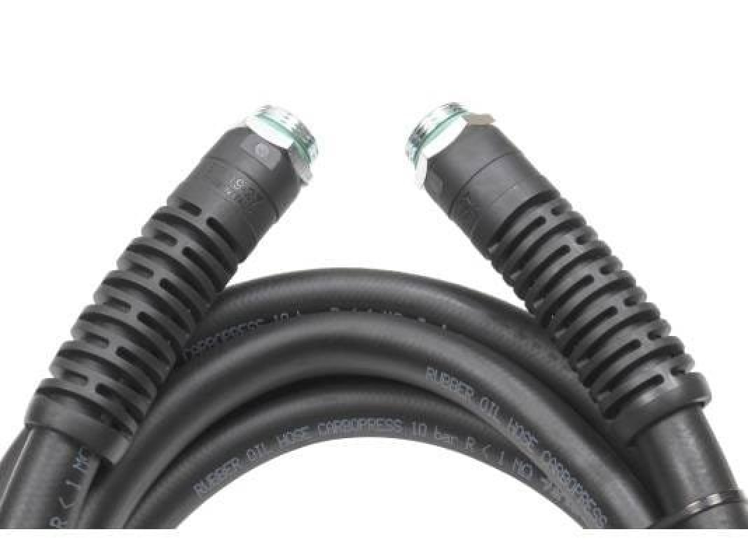 Furtun ambutisat pentru benzina 4m 3/4