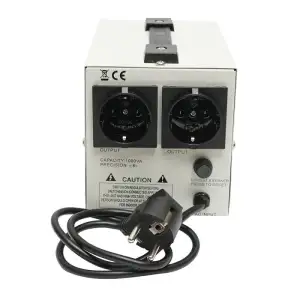Stabilizator de tensiune 2000 VA